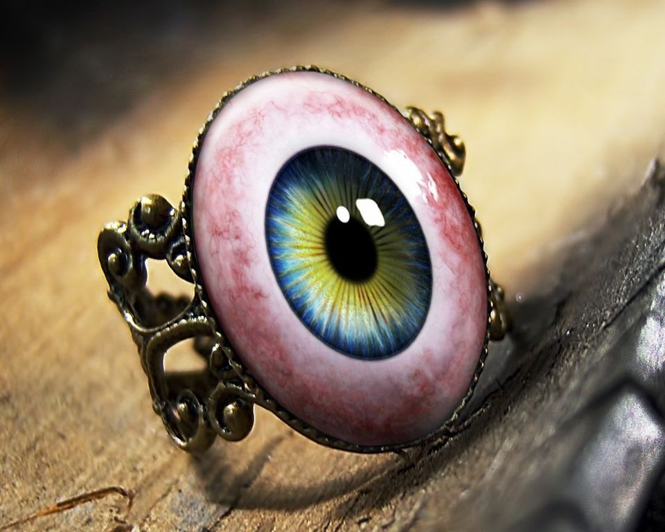 Human Eye Eyeball Halloween Glass Bronze Ring 528 AR