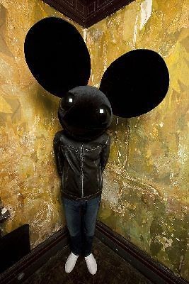 deadmau5 poster in Entertainment Memorabilia