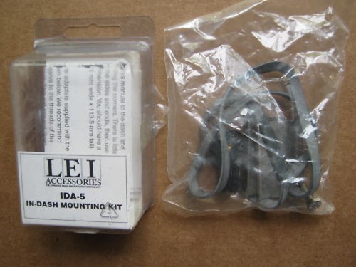 LEI Lowrance Eagle Boat Fishfinder In Dash Mounting Kit