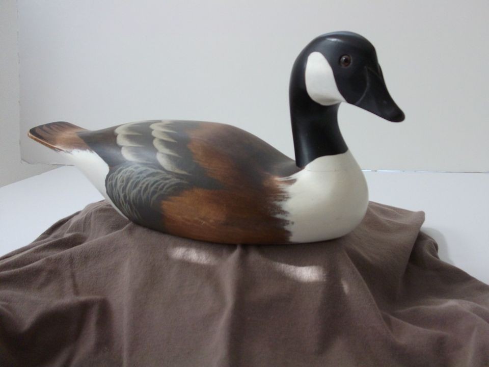 ETHAN ALLEN ALL WOOD DUCK DECOY