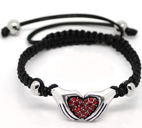 Adjustable Celtic Claddagh Irish Bracelet   Heart In Hands Bracelet