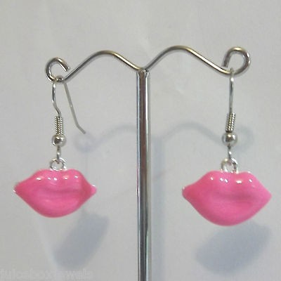 PINK Sexy KISS ME Open/Closed LIPS Charm Fashion Earrings   2 STYLES 