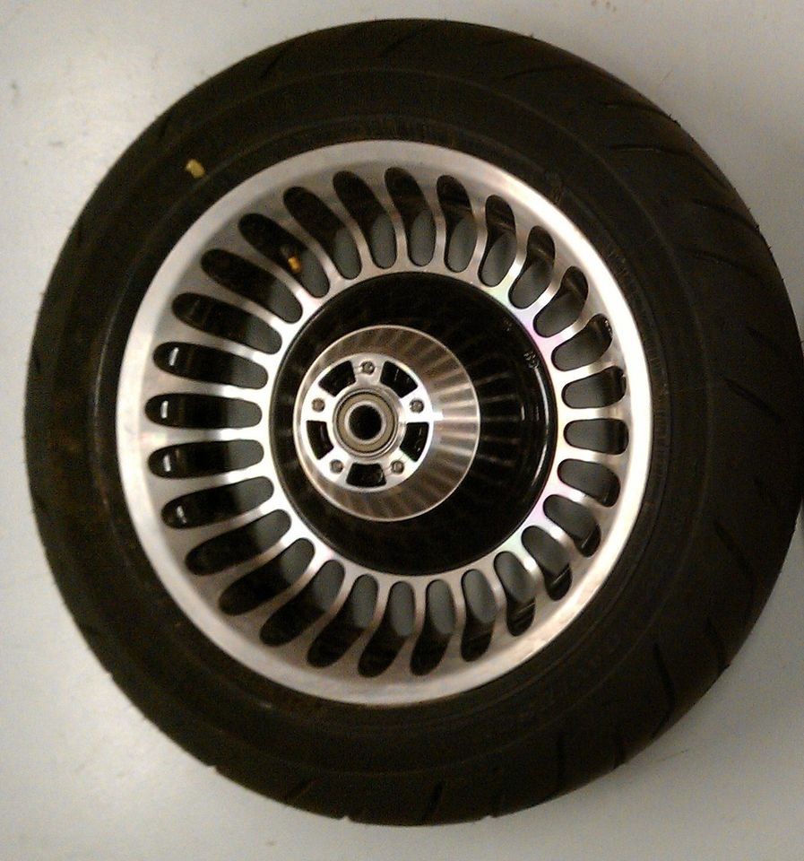 Harley Davidson Touring 28 Spoke Polished and Black Cast Rear Wheel 