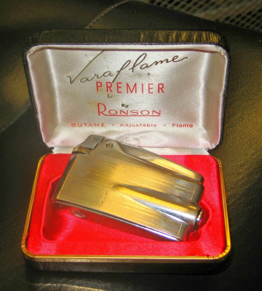 VINTAGE RONSON VARAFLAME PREMIER LIGHTER