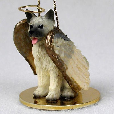 akita figurine in Akita