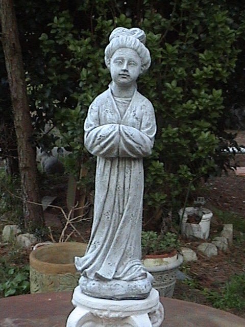 Oriental Lady Geisha Garden Concrete Cement Statue