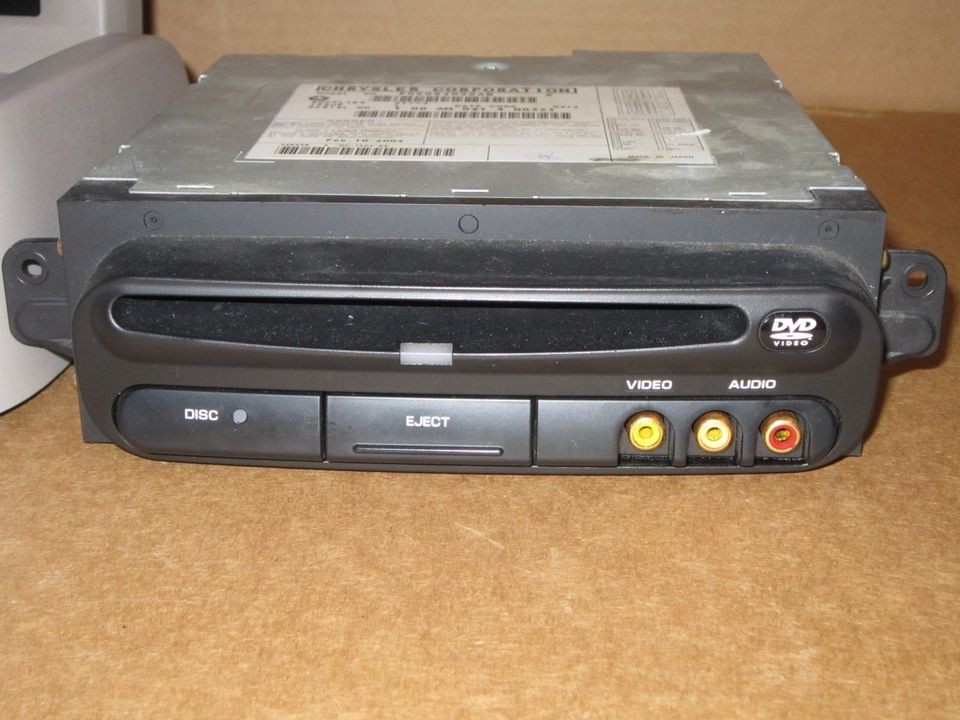 CHRYSLER JEEP DODGE DVD PLAYER INDASH