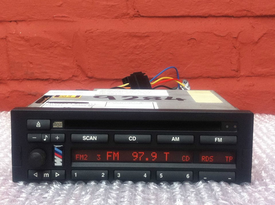 BMW BUSINESS CD43 CD RADIO PLAYER WITH CODE E36/E34/E32/E31​/E30/Z1 