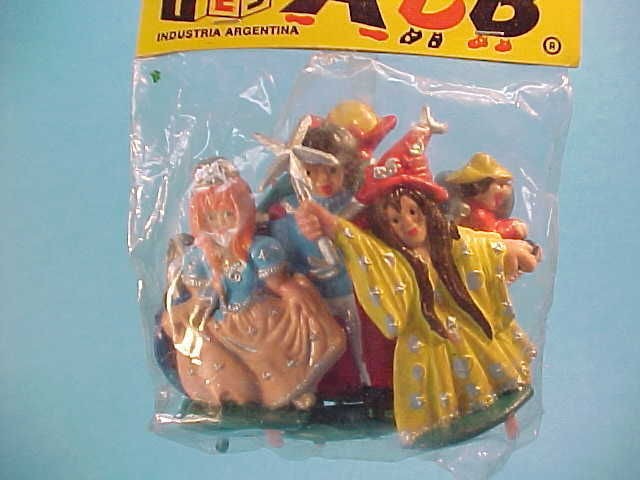 VINTAGE CINDERELLA CAKE TOPPER SET BAGGED * ALB ARGENTINA 1970s NEW 