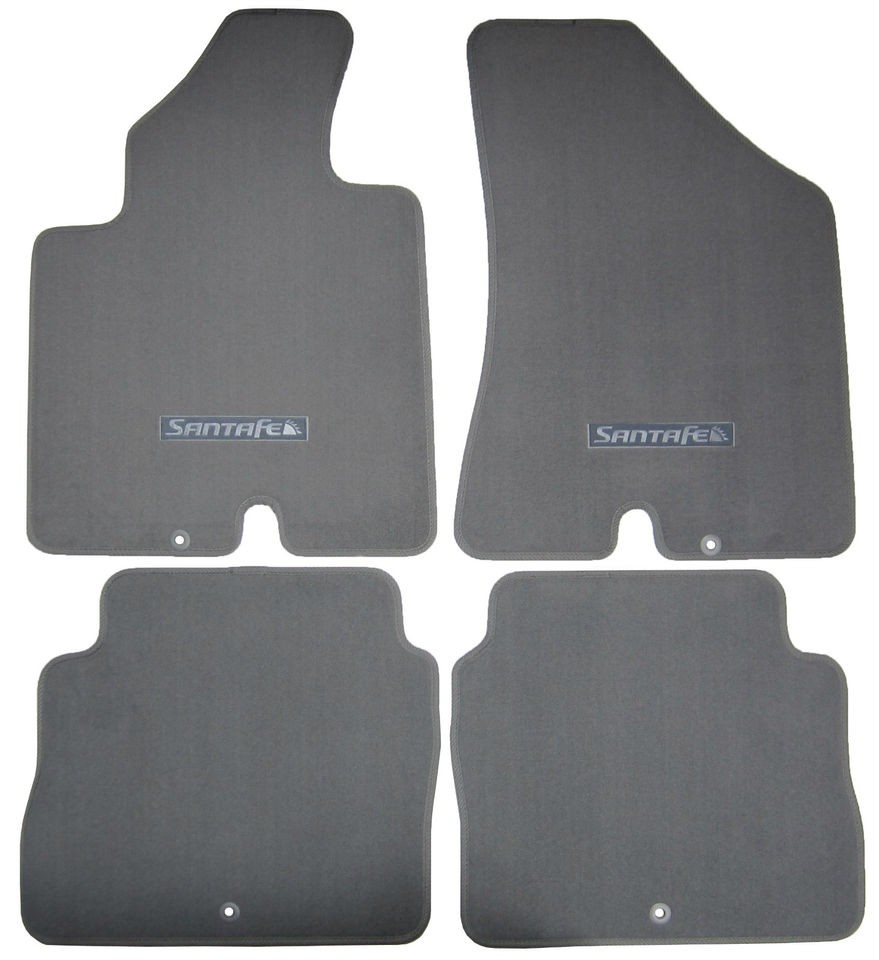 Hyundai Santa Fe floor mats in Floor Mats & Carpets