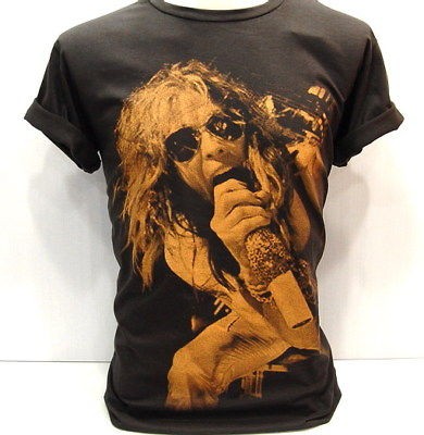 aerosmith shirt in Clothing, 