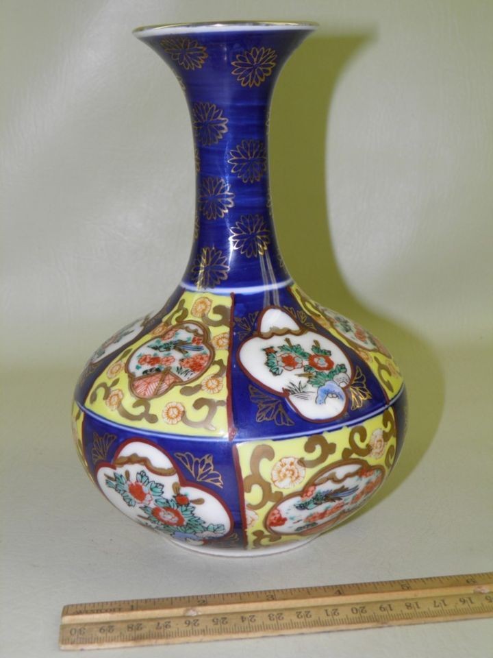 oriental vases in Vases