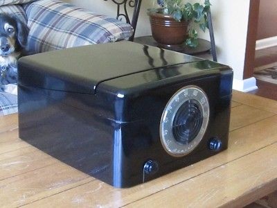 Vintage Antique Admiral Phonograph Radio Model 5M21 N Bakelite   Exc 