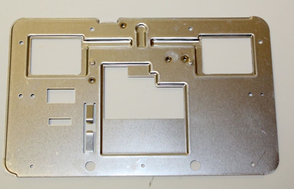 Alienware Area 51 m17X (F17) Bracket Plate TP