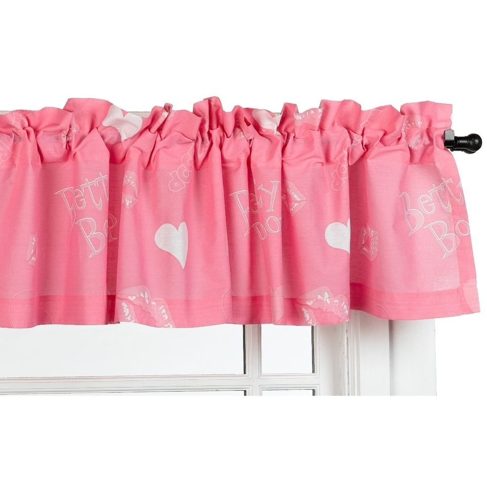 NEW IN PACKAGE BETTY BOOP PINK STANDARD SIZE VALANCE 84 X 15