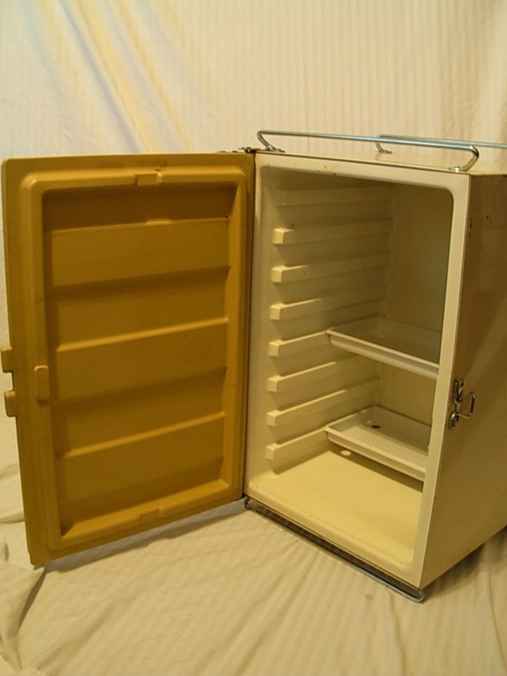 vintage coleman refrigerator cooler