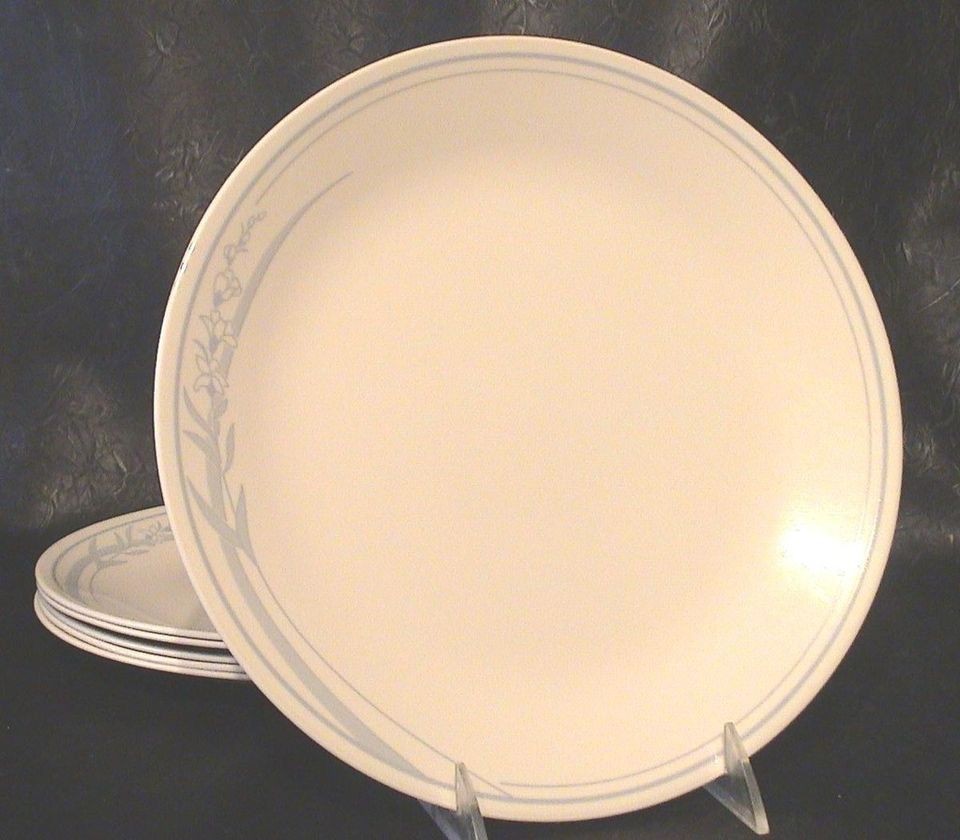 corelle blue lily in Corning Ware, Corelle