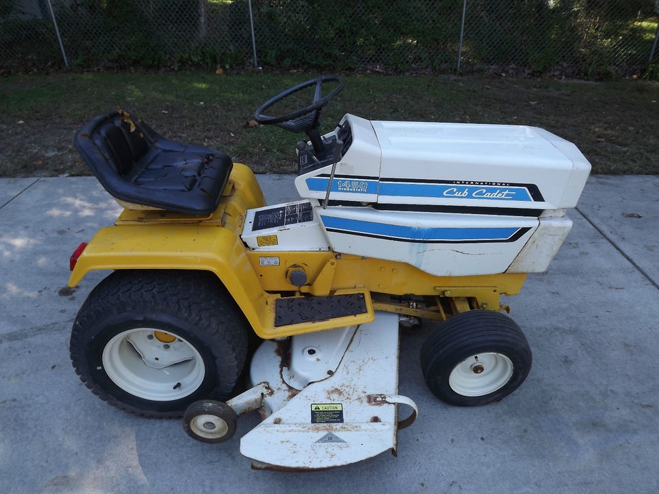 Cub Cadet 1450 Garden Tractor w/ 50 Mower Deck