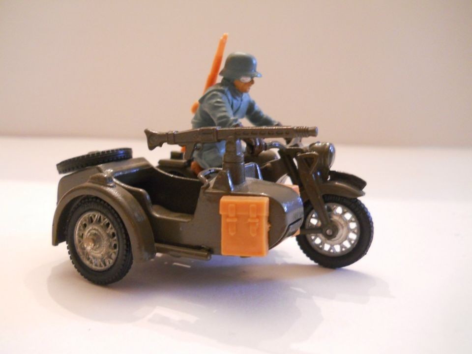 Britains German WWII BMW Motorcycle w/SideCar