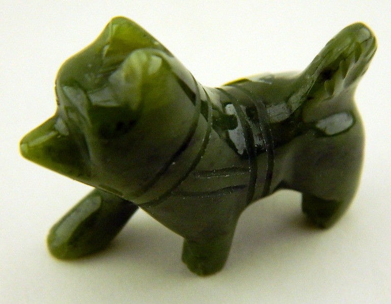 NEW CARVED JADE HUSKY DOG ALASKAN CARVING ALASKA