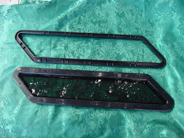 PORTHOLE BOW WINDOW SET BOAT WELLCRAFT RINKER SCARAB NEW OTHERS TOO