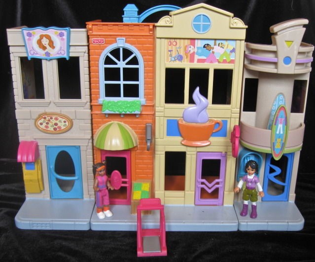 fisher price sweet streets lot in Dollhouses