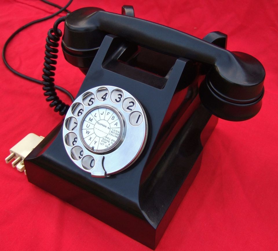 Vintage Bakelite 300 AT PMG Telephone / Phone