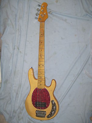 string bass in Bass