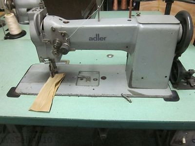 ADLER 67 82 S ROLLER FOOT INDUSTRIAL SEWING MACHINE LEATHER VINYL