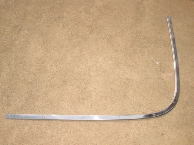 65 1965 Ford FoMoCo Galaxie 500 Right Pinch Well Molding Convertible 