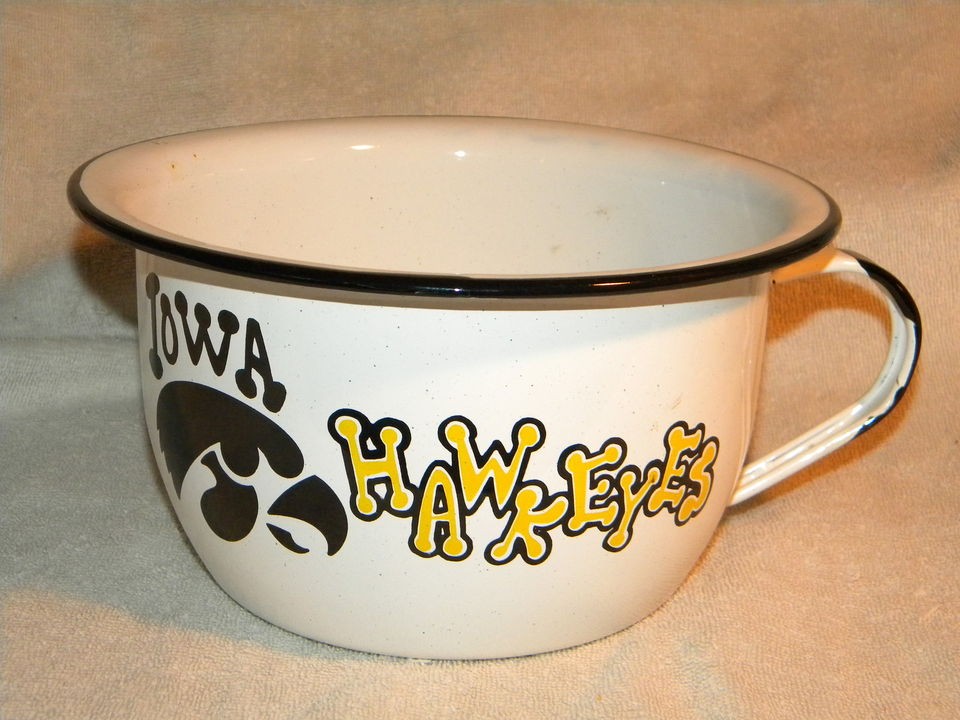 IOWA HAWKEYES ENAMEL TIN METAL CHAMBER PEE POT BOWL HANDLED CUP MUG