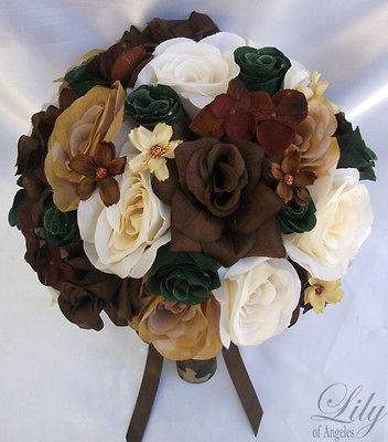 wedding bouquet in Flowers, Petals & Garlands