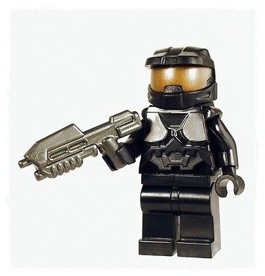 BLACK HALO CUSTOM SPARTAN MASTER CHIEF & ASSAULT RIFLE MINIFIGURE w 