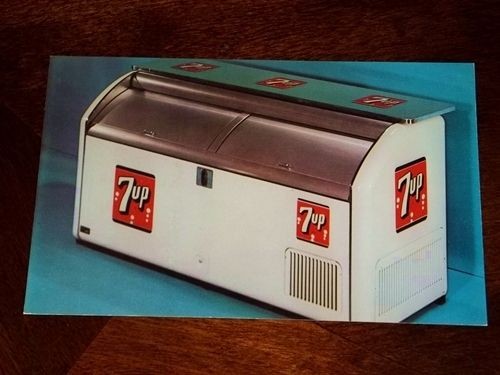 SEVEN 7 UP BOTTLE SODA STORE TRUE COOLER ADVERTISING POST CARD PC