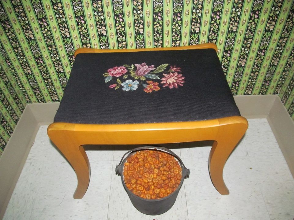 Vintage Conant Ball Solid Maple Vanity Stool Black Floral Needlepoint