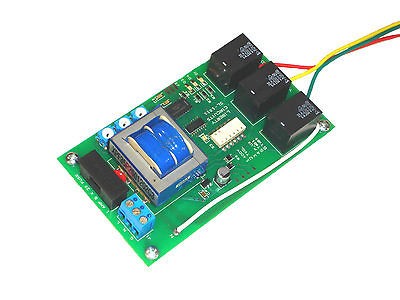 TRAFFIC LIGHT CONTROLLER & LIGHT SEQUENCER