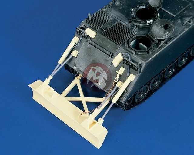 Verlinden 1/35 M113 Dozer Blade Assembly 765 (Tamiya)