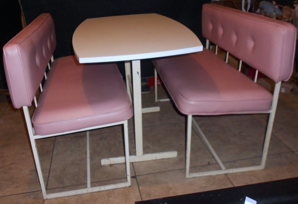 Retro Kids Pink Leather Restaurant Booths & Table Set