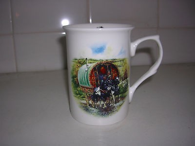 SUPERB ROMANY GYPSY HORSE & CARAVAN QUICK ESCAPE MUG SIGNED