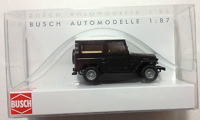 BUSCH Toyota Land Cruiser J4 w/ Hardtop Dk Brown 1/87 HO Scale Vehicle 