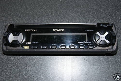 Pioneer CD Player DEH 1800 & Radio LKQ WITH FACEPLATE