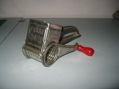 Vintage MOULI Grater