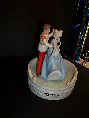 CINDERELLA DISNEY MUSIC BOX RARE LIMITED EDITION DISNEY COLLECTION