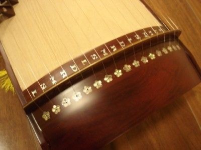 Professional Dan Tranh, Vietnamese Zither Instrument