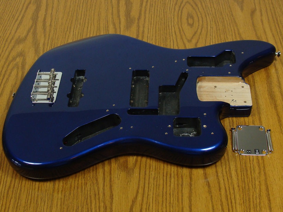 fender jaguar body in Parts & Accessories