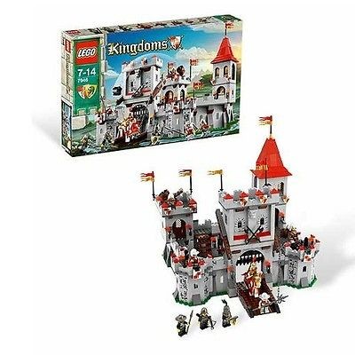 LEGO 7946 Kingdoms Kings Castle Kids Toys in sealed Package Brand NEW