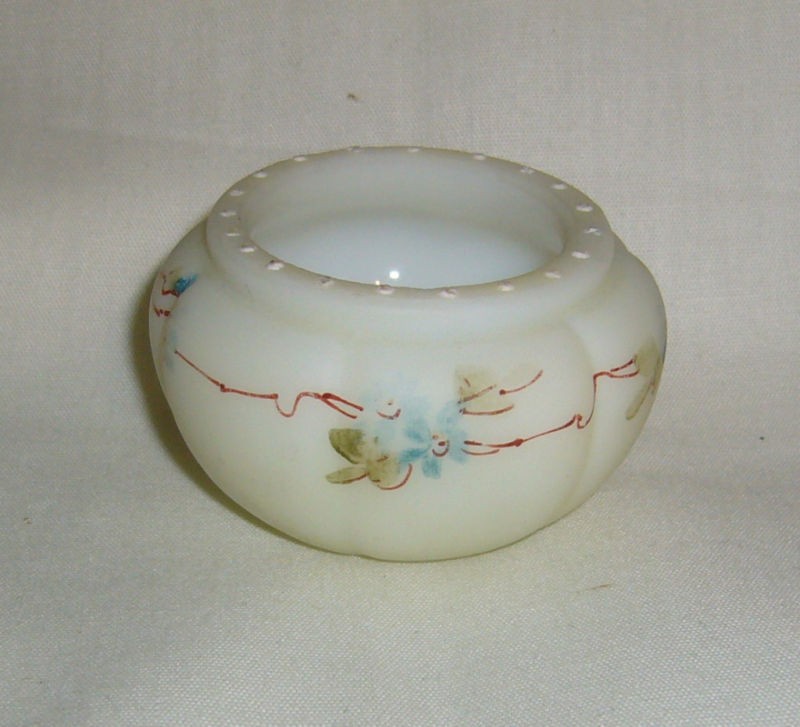   RIB HAND PAINTED MT WASHINGTON LIBBEY CROWN MILANO OPAL WARE SALT