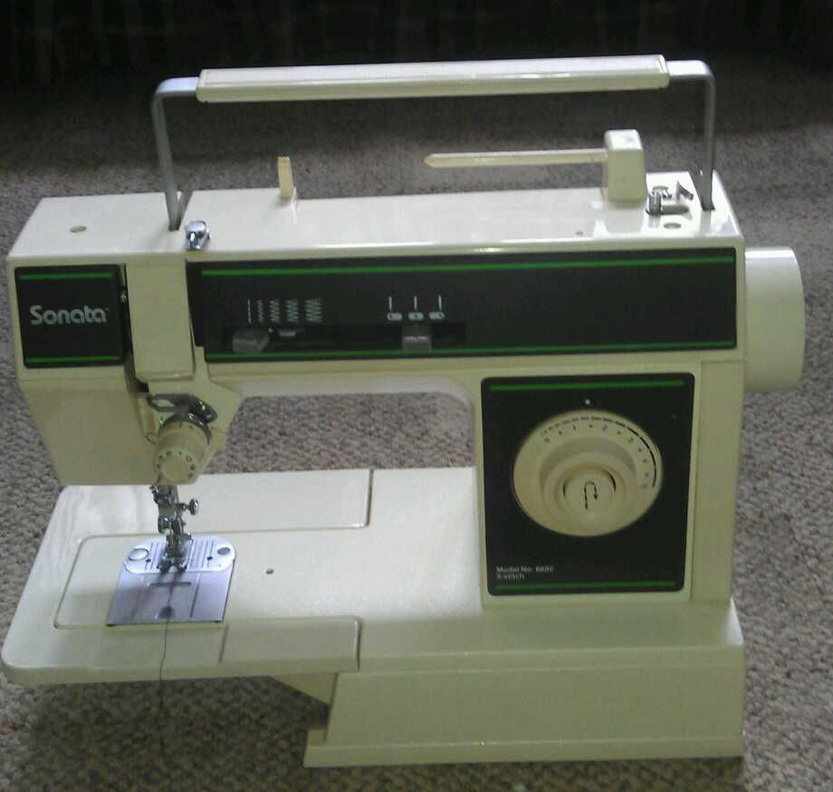 sewing machine in Consumer Electronics