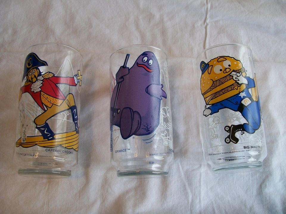 Lot 3 1977 McDonalds Action Series Glass/Glasses Captain Crook/Grimace 