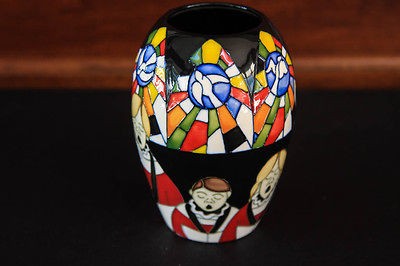 MOORCROFT LE OF JUST 30   RARE   SIGNED 2010 CHRISTMAS VASE